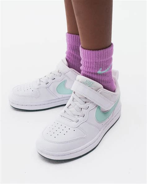 grijze nike sneakers court borough low kids|nike borough low recraft.